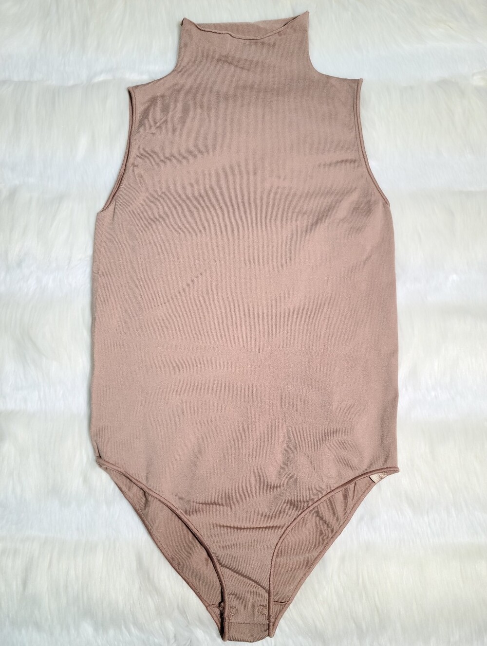 SKIMS Essentials Mock Neck Sleeveless Bodysuit Tan Sienna Women Small/Medium NEW